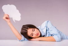 التحدث أثناء النوم هل يتطلب استشارة الطبيب؟