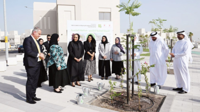 وزارة الإسكان تطلق مبادرة تشجير مدينة شرق سترة بالتعاون مع المبادرة الوطنية «دمتِ خضراء»