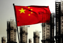 عملاق عقاري صيني جديد يترنح فهل يقصم ظهر الصين؟