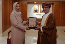 وزيرة السياحة تجتمع مع وزير التراث والسياحة العماني