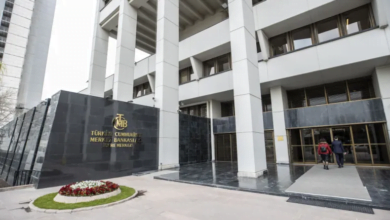 المركزي التركي يبقي سعر الفائدة مرتفعا عند 50%