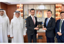 وزير شئون البلديات والزراعة يلتقي منسق المكتب شبه الإقليمي لمنظمة الأغذية الزراعية للأمم المتحدة لدول مجلس التعاون الخليجي واليمن