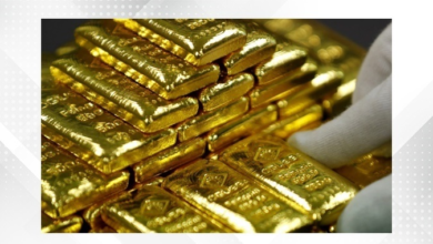 الذهب يتجه لأول مكاسب في 3 أسابيع مع تراجع الدولار