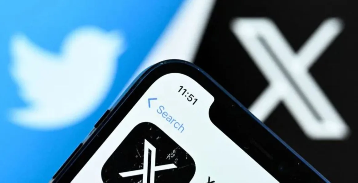 إكس تخطط لعودة ميزة التصويت السلبي
